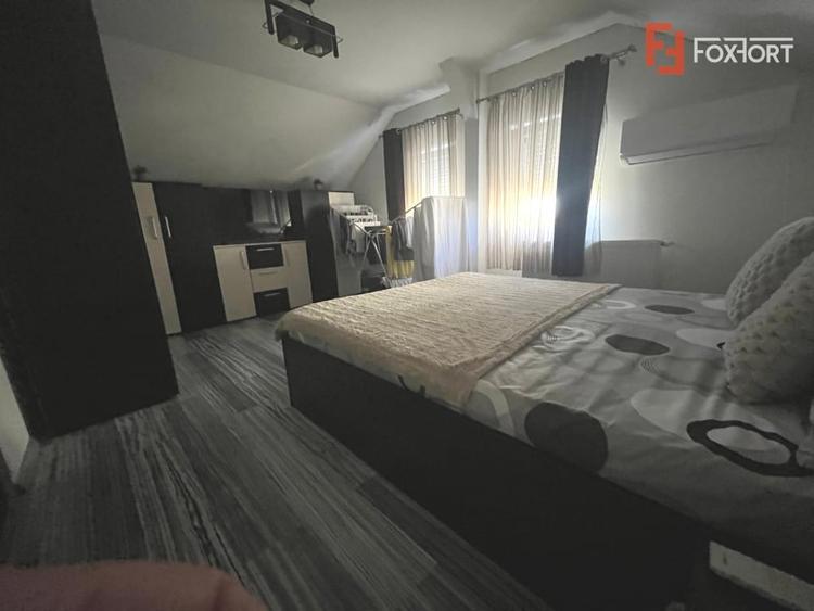 Duplex cu 5 camere cu Canalizare în Moșnița Nouă