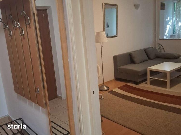 Apartament cu 2 camere decomandat în Berceni