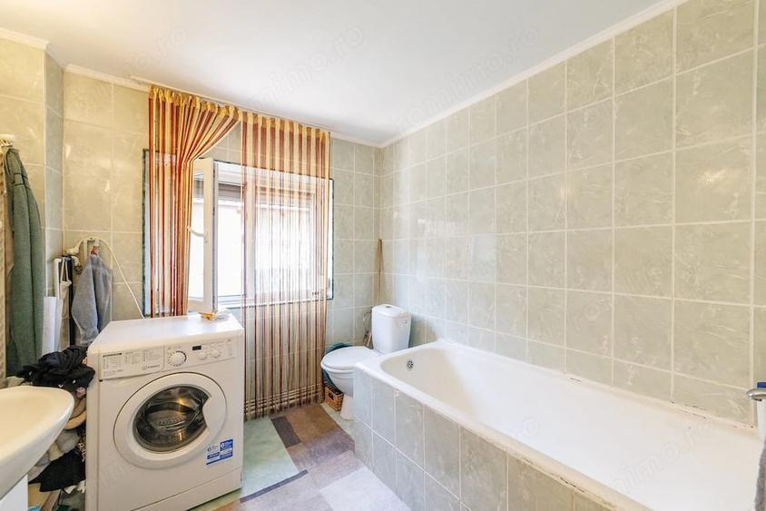 Casă cu 3 camere cu Teren 634 Mp în Câmpului