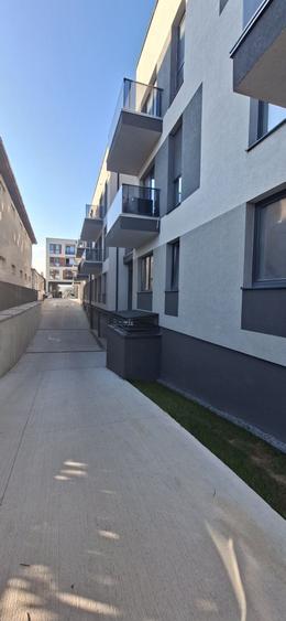 Apartament cu 2 camere decomandat în Exterior Vest