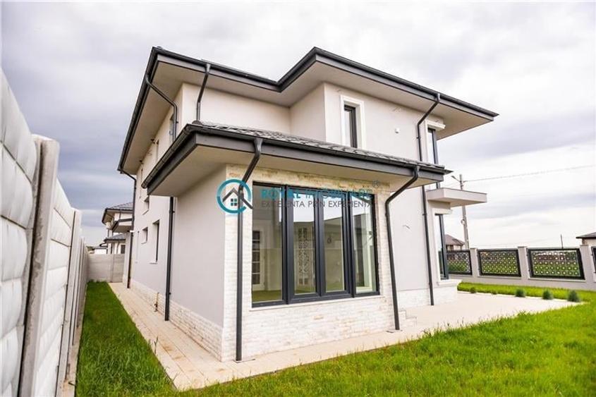 Casă individuală cu 5 camere cu Teren 500 Mp în Păulești