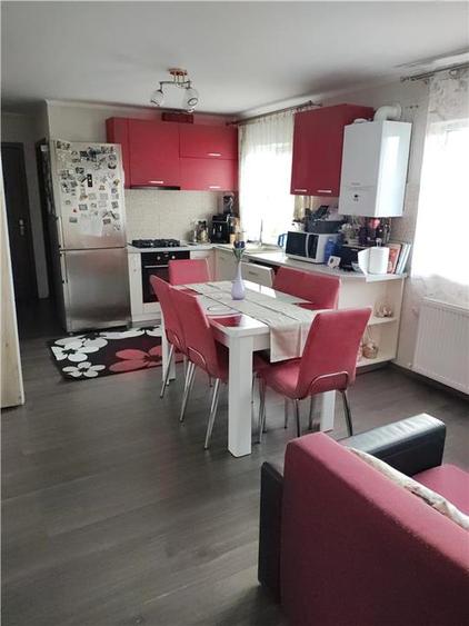 Casă individuală cu 4 camere cu Teren 500 Mp în Nazna