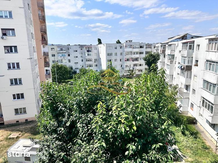 Apartament cu 2 camere decomandat în Mioriței