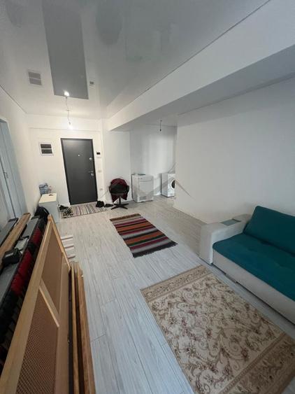 Apartament cu 2 camere decomandat în Nicolina