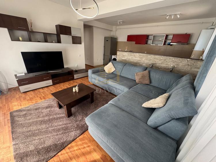 Apartament cu 2 camere semidecomandat, mobilat în Bună Ziua