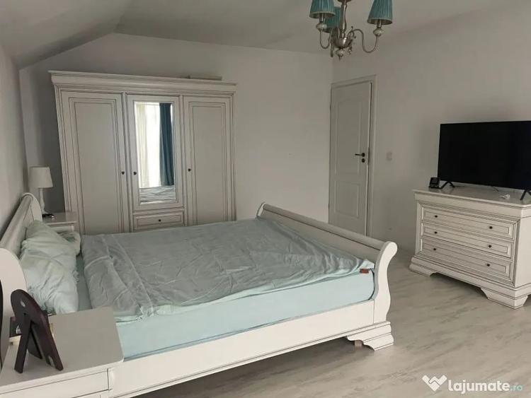 Casă cu 4 camere cu Teren 555 Mp în Central