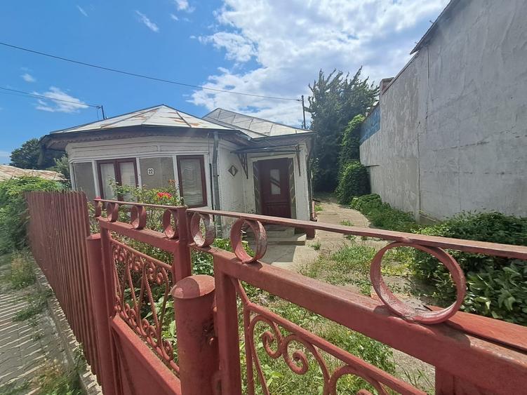 Casă individuală cu 2 camere cu Canalizare în Brăilei