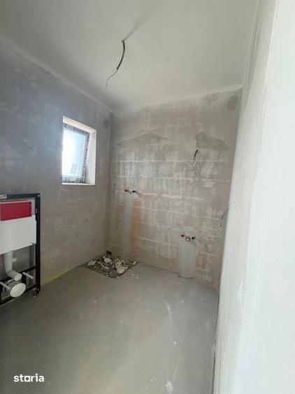 Casă cu 4 camere cu Teren 350 Mp în Ferneziu