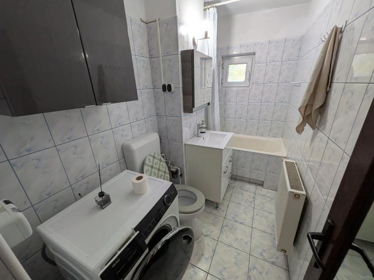 Apartament cu 3 camere semidecomandat, mobilat în Freidorf