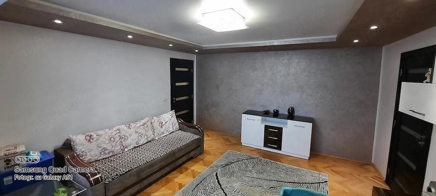 Apartament cu 2 camere semidecomandat în Central