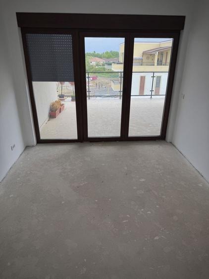 Apartament cu 3 camere în Giroc