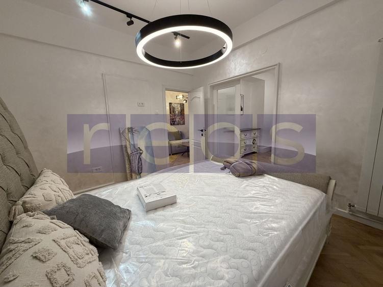 Apartament cu 4 camere semidecomandat, mobilat în Universitate