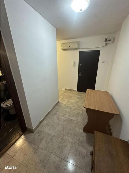 Garsonieră decomandată, mobilată în Aradului