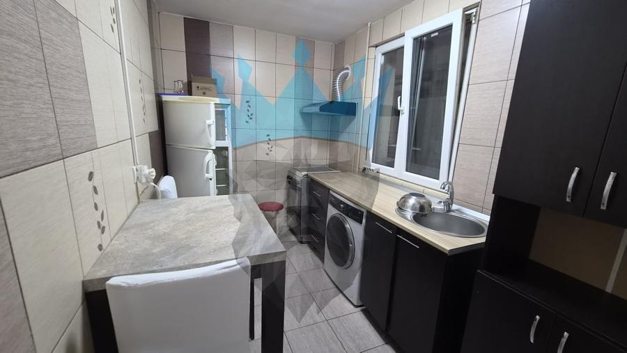 Apartament cu 2 camere decomandat, mobilat în Cantemir