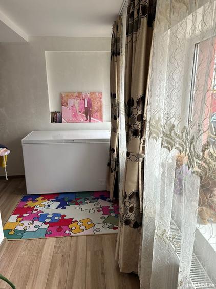 Apartament cu 3 camere decomandat în Letca Nouă