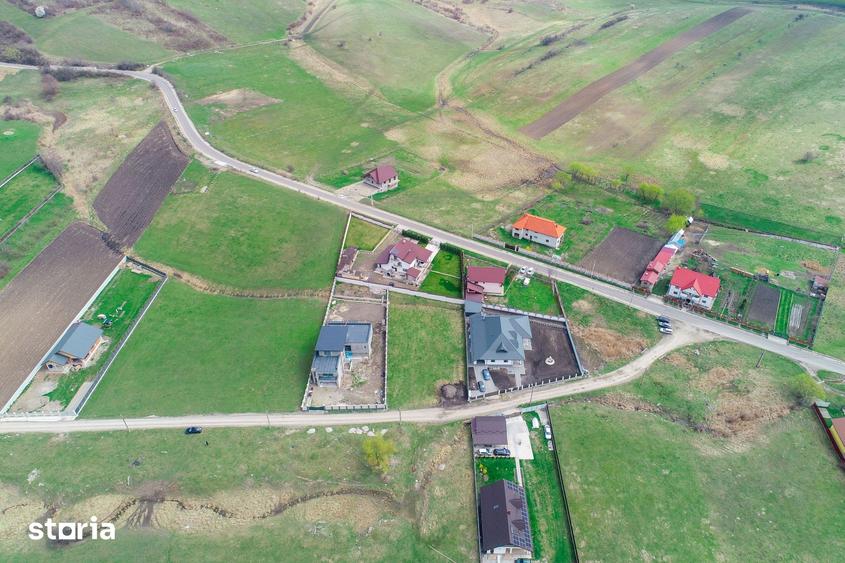 Teren de 1567 mp, în Central
