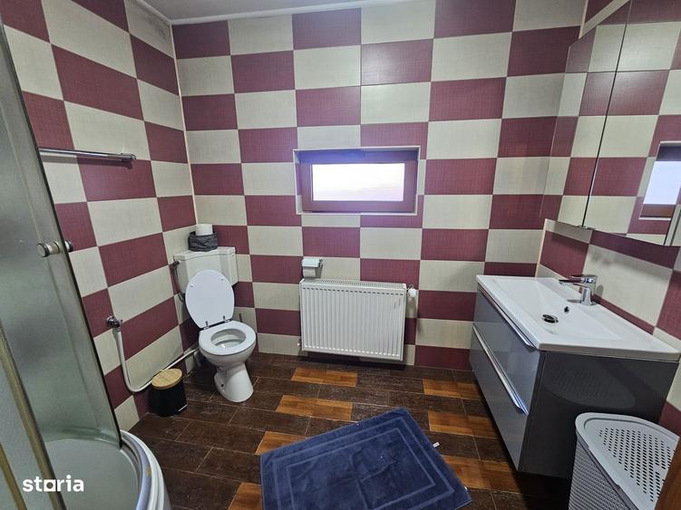 Casă cu 3 camere în Central