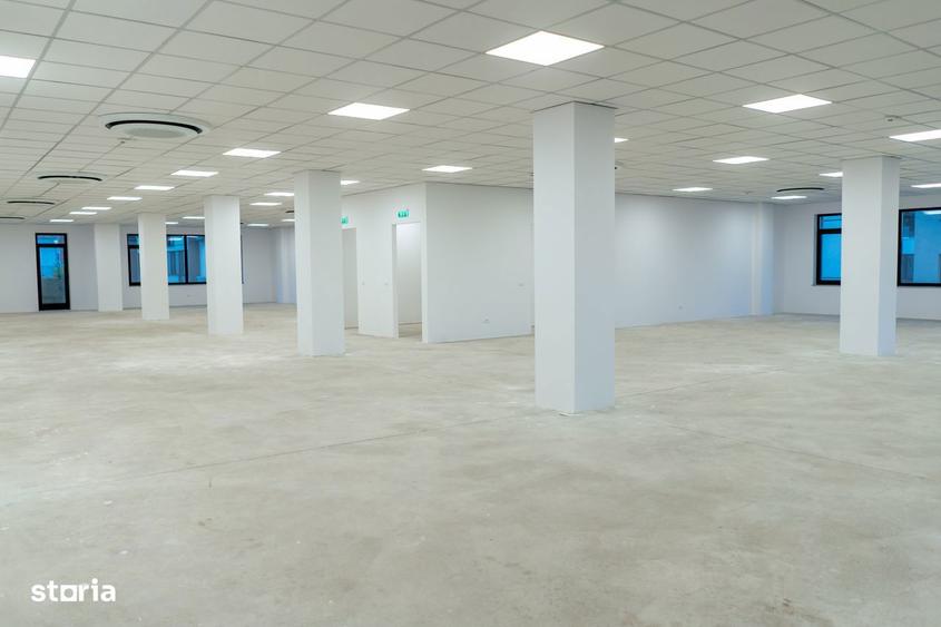 Spațiu comercial, de 1,100 mp, în Ștefan cel Mare