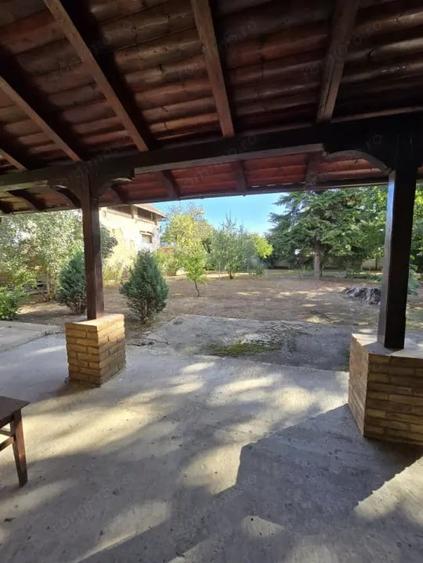Casă cu 2 camere cu Teren 549 Mp în Cenad