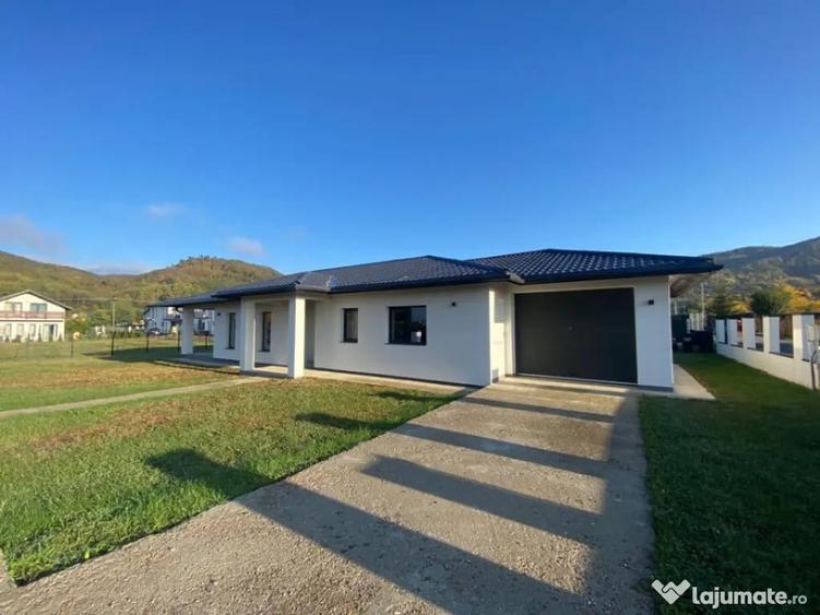 Casă cu 4 camere cu Teren 800 Mp în Tăuții-Măgherăuș