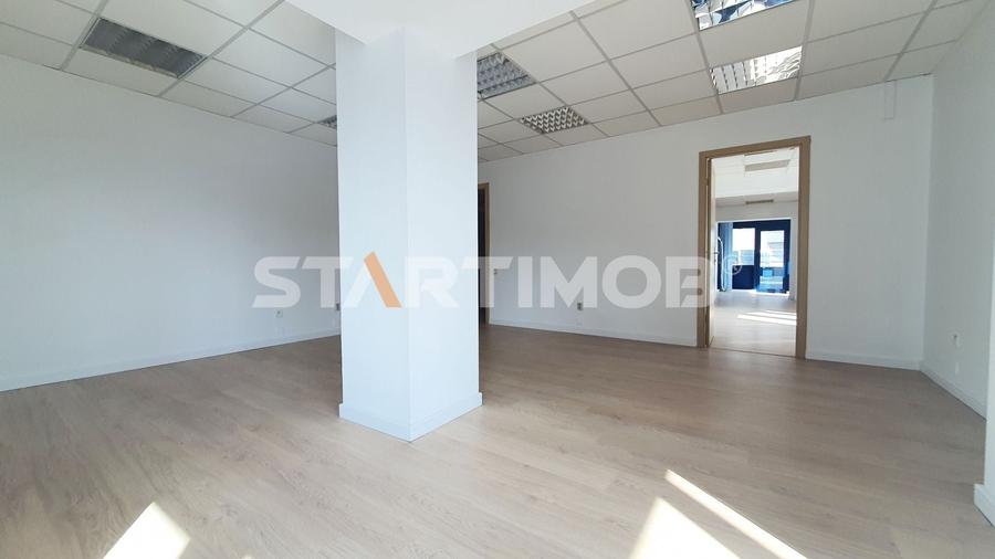 Birou, de 320.73999023438 mp, în Centrul Civic