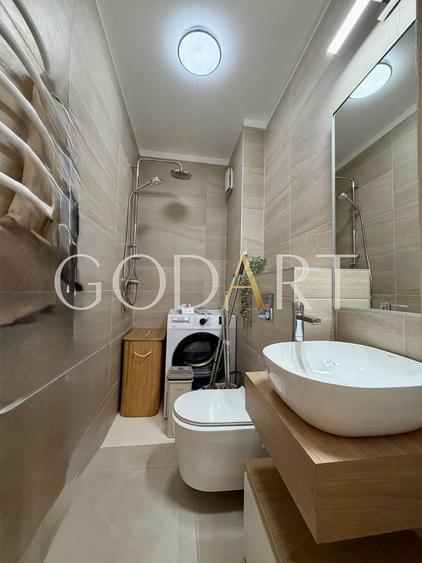 Apartament cu 3 camere decomandat în Domenii