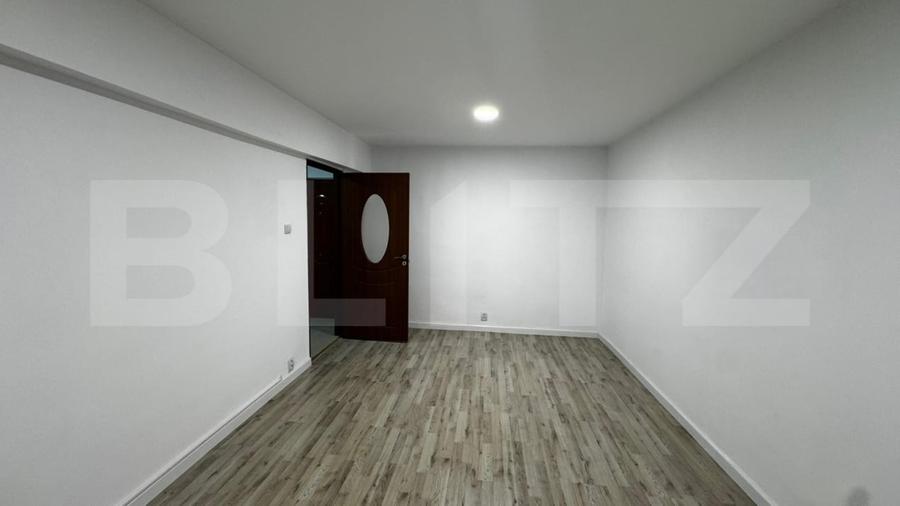 Apartament cu 2 camere decomandat în Cetate — fotografia 3