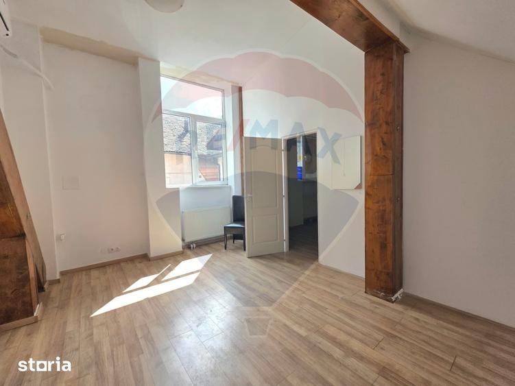 Spațiu comercial, de 179 mp, în Central