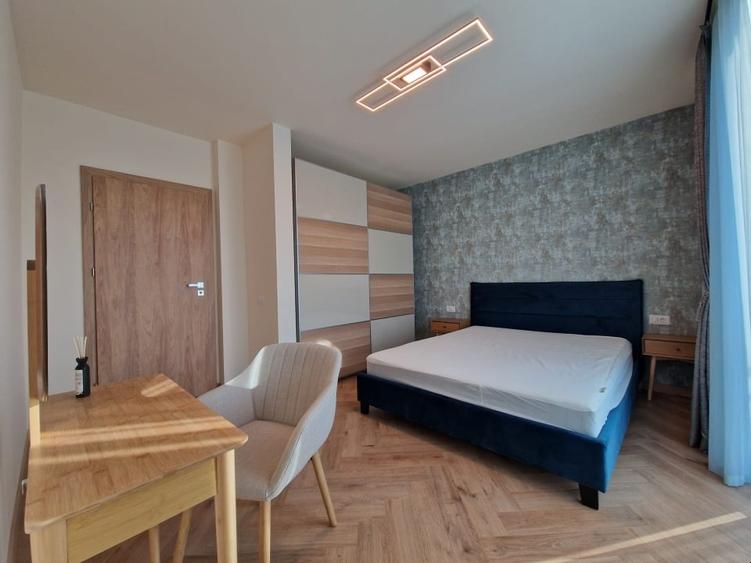 Apartament cu 2 camere, mobilat în Tei
