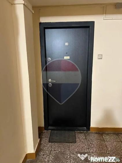 Apartament cu 3 camere decomandat în Rogerius