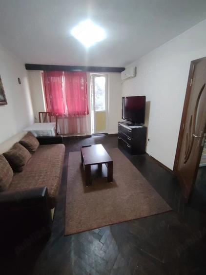 Apartament cu 2 camere semidecomandat în Big