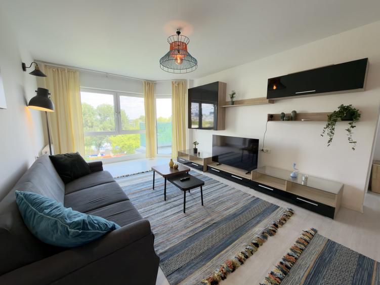 Apartament cu 2 camere semidecomandat, mobilat în Floreasca
