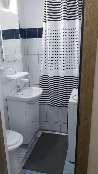 Garsonieră decomandată în Micălaca