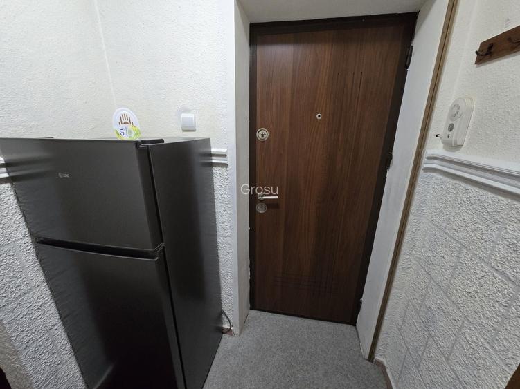 Inchiriez apartament 2 camere,Scoala 8