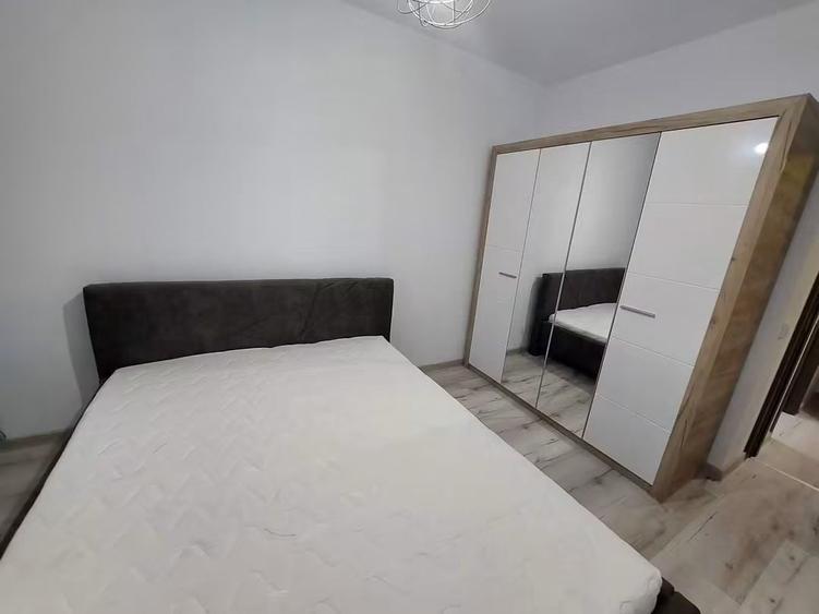 Apartament cu 2 camere decomandat în Exterior Vest