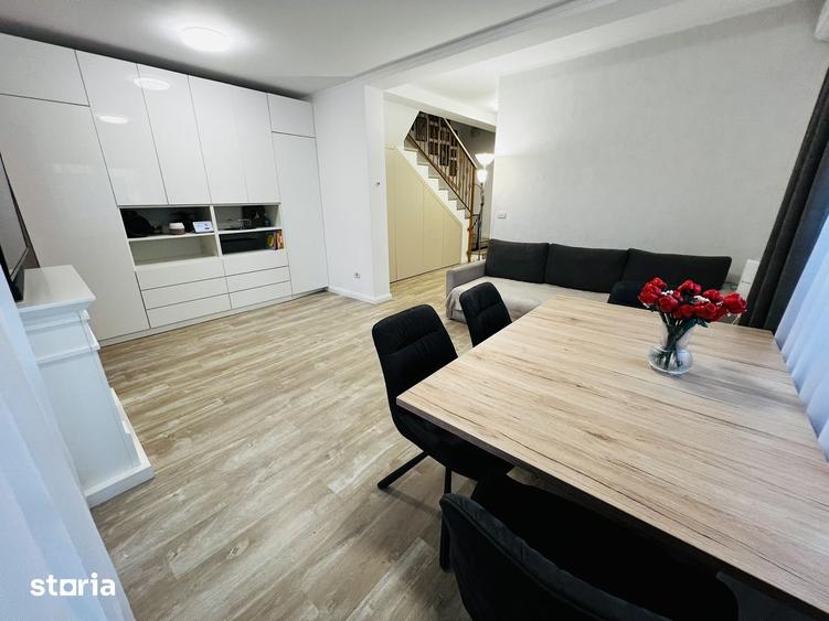 Casă cu 4 camere cu Teren 300 Mp în Dumbrăvița
