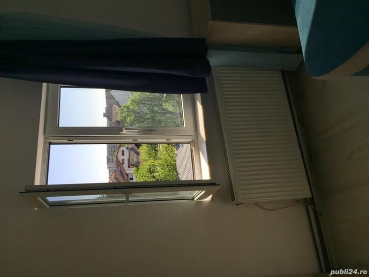 Apartament cu 3 camere semidecomandat în Florilor