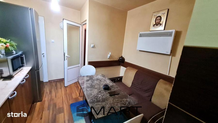 Apartament cu 3 camere decomandat, mobilat în Mihai Viteazul