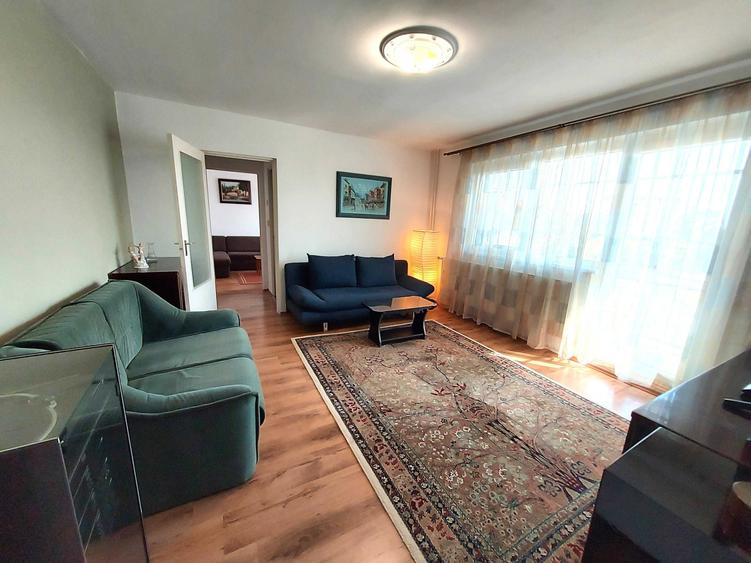 Apartament cu 2 camere semidecomandat în Central