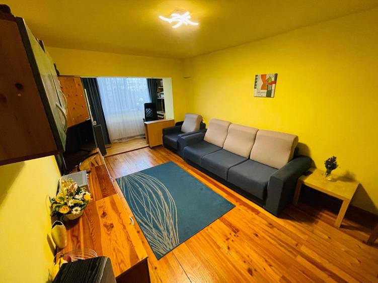 Apartament cu 2 camere decomandat în Central