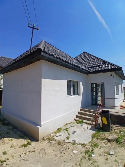 Casă cu 2 camere în Central