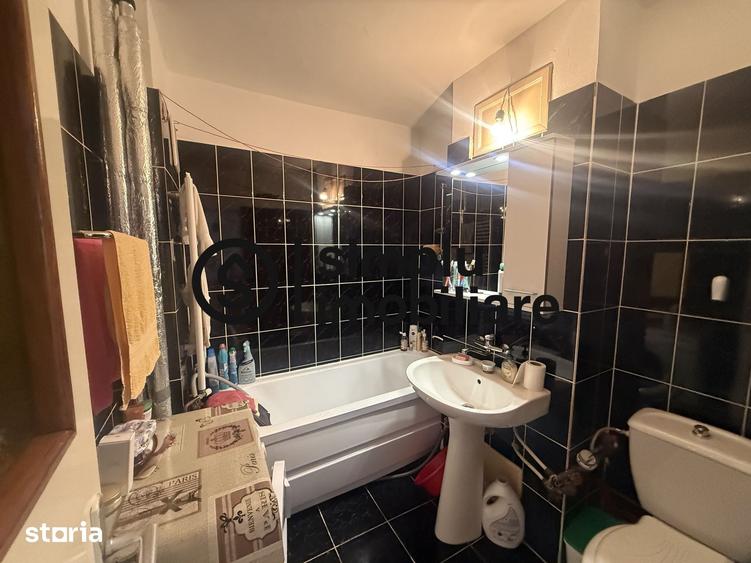 Apartament cu 2 camere decomandat în Craiovița Nouă