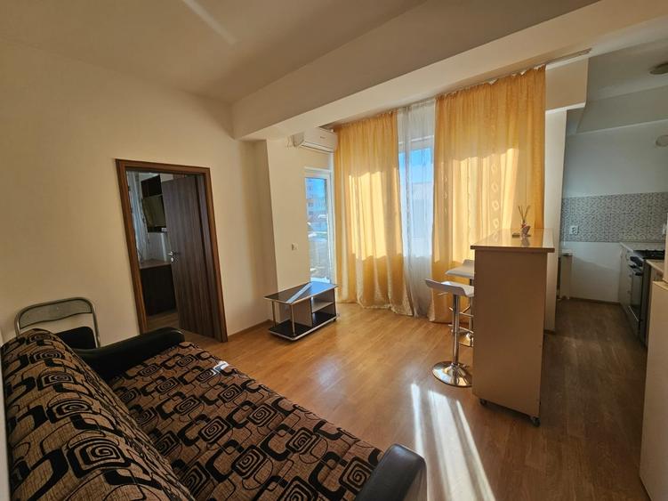 Apartament cu 2 camere semidecomandat în Palat