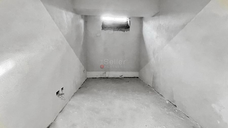 Birou, de 120 mp, în Central