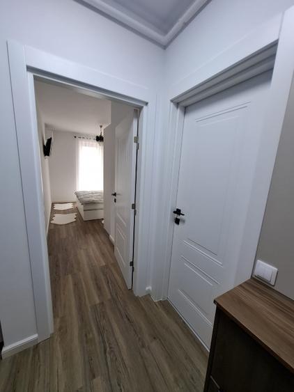 Apartament cu 2 camere semidecomandat în Hotvon