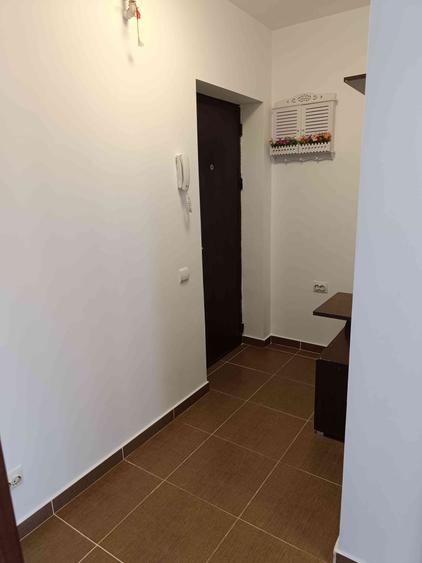 Apartament cu 2 camere decomandat în Berceni