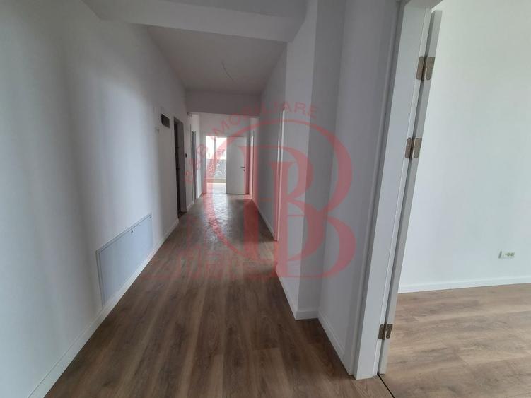Apartament cu 3 camere decomandat în 1 Decembrie 1918