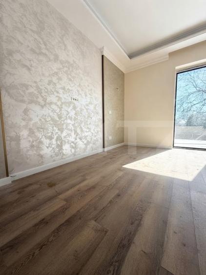 Duplex cu 4 camere cu Teren 280 Mp în Giarmata