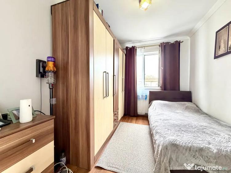 Apartament cu 3 camere semidecomandat în Cetății
