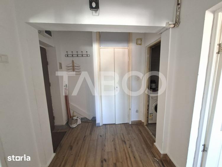 Apartament cu 2 camere decomandat în Ștrand